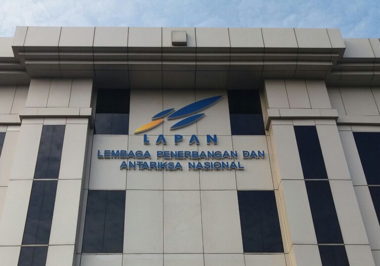 Komunitas Bumi Datar di Indonesia Ajukan Tantangan ke LAPAN