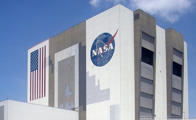 Bumi Datar di Amerika Layangkan Petisi kepada NASA dan Gedung Putih